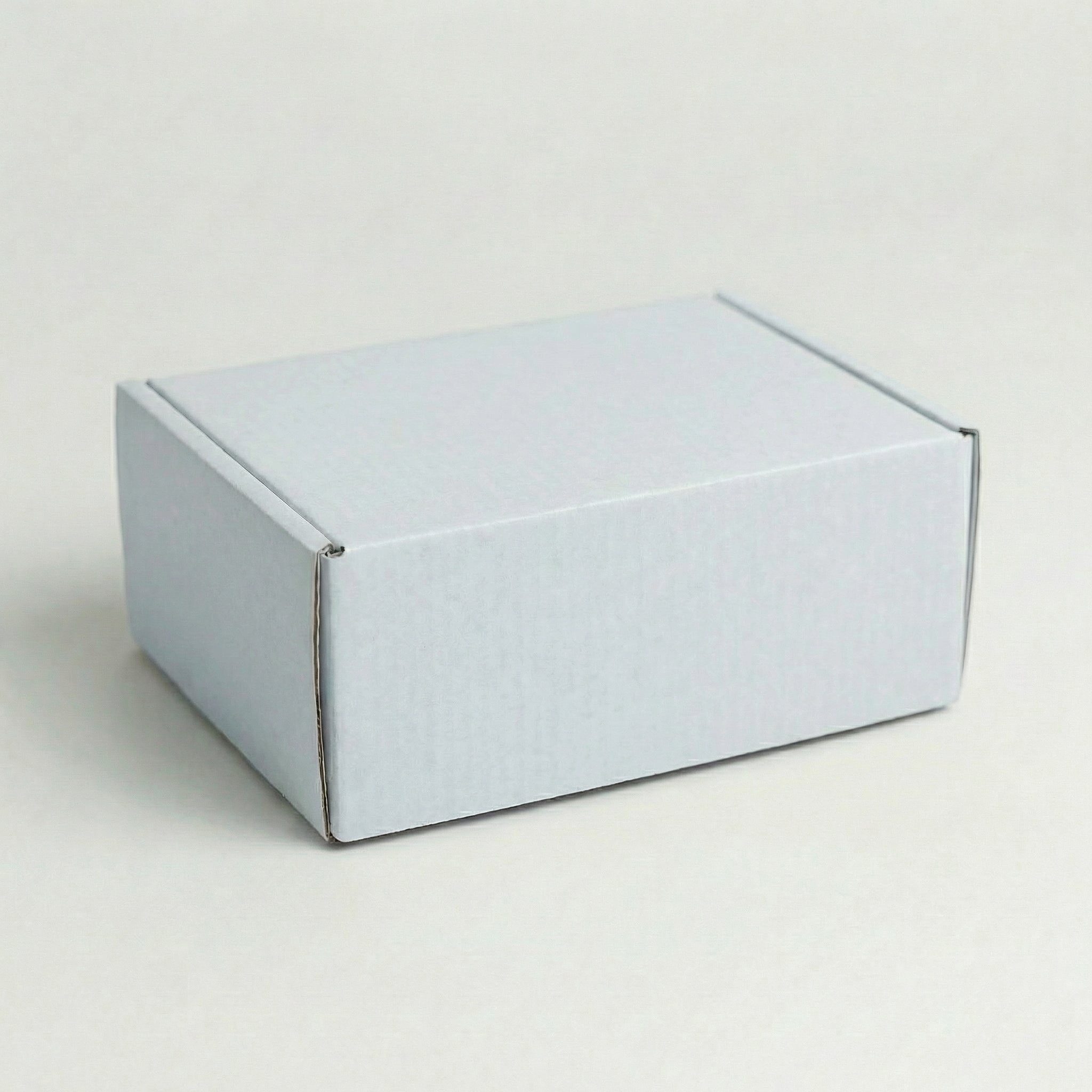A5 Self-Locking Mailing Box | 2mm White | 225L x 155W x 50H (mm)