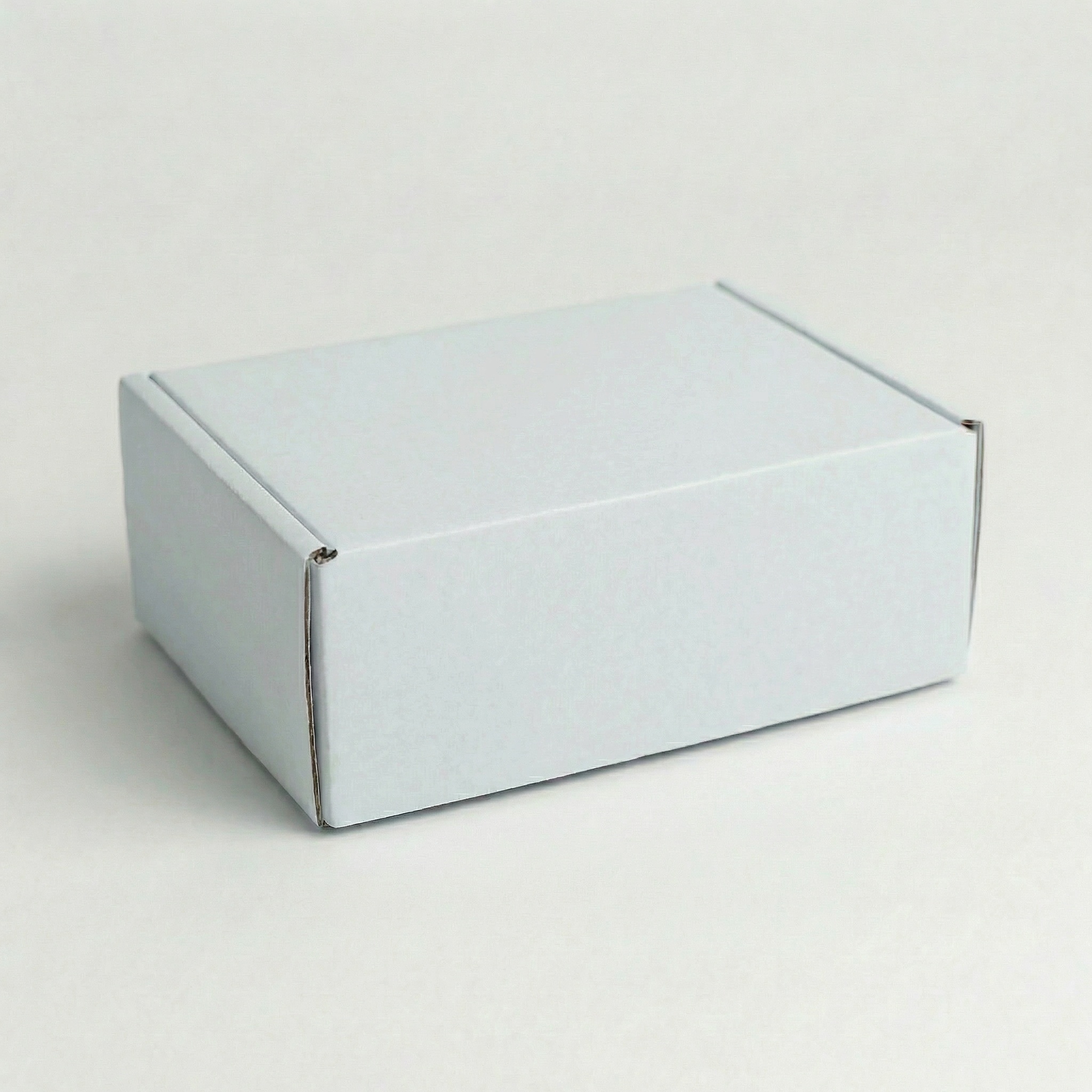 A5 Self-Locking Mailing Box | 2mm White | 225L x 155W x 75H (mm)